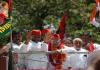 लखनऊ: इंडिया गठबंधन के सपा प्रत्याशी रविदास मेहरोत्रा ने किया नामांकन, जुलूस में उमड़ी भीड़ 