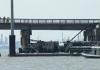 टेक्सास में पुल से टकराई ईंधन ले जा रही नौका, 2000 गैलन तेल गिरने की आशंका
