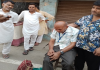 रामपुर: भीषण गर्मी से वकील का मुंशी बेहोश, चलती रिक्शा से गिरा  