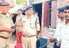 Kanpur: सब्जी विक्रेता सुसाइड मामला: आरोपी चौकी इंचार्ज और सिपाही चल रहे फरार, गिरफ्तारी के लिए क्राइम ब्रांच की टीम गठित