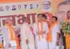 Kanpur: कांग्रेस के दिग्गज नेता श्रीप्रकाश जायसवाल के भाई प्रमोद जायसवाल ने थामा भाजपा का दामन, राकेश सचान ने पहनाया BJP का पटका