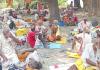 गोंडा : तुलसी जन्मभूमि मंदिर राजापुर में परिक्रमार्थियों ने डाला पड़ाव 