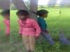 लखीमपुर-खीरी: जामुन बीनने गए बच्चों को पेड़ से बांधकर पीटा