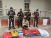 लखीमपुर-खीरी: एसएसबी ने नेपाल सीमा पर तीन लाख का कपड़ा पकड़ा, तस्कर गिरफ्तार