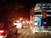 बरेली: बिथरी चैनपुर में कैमुआ नदी की पुलिया से टकराई बेकाबू पिकअप, तीन घायल चालक फरार