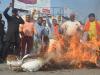 बरेली: कश्मीर में हत्याओं के विरोध में विरोध प्रदर्शन, पुतले फूंके