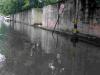 लखनऊ: बेमौसम बारिश से जगह-जगह हुआ जलजमाव, घरों में घुसा पानी