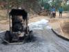 मध्यप्रदेश के बालाघाट जिले में नक्सलियों ने सड़क निर्माण की मशीनों में लगाई आग