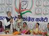 सपा की राष्ट्रीय सचिव कुसुम शर्मा सैकड़ों महिलाओं के साथ कांग्रेस में शामिल