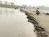 रामपुर : रुक-रुक कर हो रही बारिश से बढ़ा अस्थायी पुल के बहने का खतरा