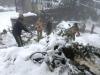 उत्तराखंड: भारी बर्फबारी के बाद कई मार्गों पर यातायात ठप, जानें कौन से मार्ग अब भी हैं बंद