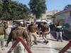 मुरादाबाद : सपा नेताओं ने गाड़ी में छुपाकर बैलेट पेपर ले जाने का लगाया आरोप, किया हंगामा