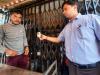 सीतापुर: टैक्स बकायेदारों पर नगर पालिका की बड़ी कार्रवाई, वी मार्ट को किया सीज, मचा हड़कंप