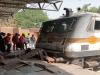 सहारनपुर रेलवे स्टेशन पर टला बड़ा हादसा, तेज रफ्तार पैसेंजर ट्रेन का इंजन प्लेटफार्म से टकराया