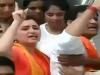 महाराष्ट्र हनुमान चालीसा मामला : नवनीत राणा को थाने लेकर पहुंची पुलिस, सांसद ने देवेंद्र फडणवीस से मांगी मदद