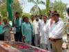 फतेहपुर: पूर्व मंत्री और क्षेत्रीय विधायक ने अमर शहीदों को अर्पित किये श्रद्धा सुमन