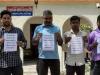सहारनपुर: चार हिस्ट्रीशीटर बदमाश भविष्य में अपराध ना करने की तख्ती लेकर पहुंचे थाने