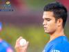 IPL 2022 : मुंबई इंडियंस ने शेयर की अर्जुन तेंदुलकर की फोटो, फैंस बोले- एक मैच तो खिला लो