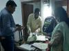 सीतापुर: एसडीएम ने किया मंडी समिति का औचक निरीक्षण, बाबू को लगाई फटकार