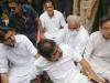 पुलिस और कांग्रेस कार्यकर्ताओं के बीच झड़प, राहुल गांधी से ED की पूछताछ के बीच दफ्तर में घुसी पुलिस