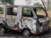 बाराबंकी: शार्ट सर्किट से मैजिक में लगी आग, बाल-बाल बचे श्रद्धालु