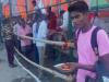 मथुरा: गोवर्धन चौराहा पर ईट भट्टा एसोसिएशन के लगाया भंडारा, सुबह से शाम तक हजारों की संख्या में परिक्रमार्थियों ने लिया प्रसाद