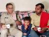एडीजी जोन गोरखपुर की नई पहल: पुलिस अधिकारी अब चौकीदारों के घर जाकर पिएंगे चाय