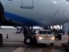 Video: दिल्ली एयरपोर्ट पर बड़ी लापरवाही, IndiGo प्लेन के पहिए के आगे आ गई कार