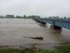 बनबसा: शारदा नदी का जल स्तर 70 हजार क्यूसेक पहुंचा