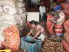 बरेली: डेलापीर मंडी में आवक कम हुई तो 5 से 10 रुपये महंगी हो गईं सब्जियां