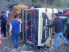 गरमपानी: कनवाड़ी की पहाड़ी के समीप वाहन अनियंत्रित होकर मोटर मार्ग में पलटा
