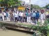 रायबरेली: जर्जर पुलिया को लेकर ग्रामीणों का फूटा गुस्सा,किया प्रदर्शन