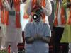 Video: देर से पहुंचे PM Modi, घुटनों के बल बैठकर मांगी माफी, कहा- ये प्यार ब्याज सहित लौटाऊंगा