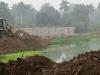 बरेली: अक्षर विहार तालाब किनारे घूमने को बनेगा पाथवे, मिट्टी डालने का कार्य शुरू