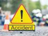 गौतम बुद्ध नगर: ट्रक और कार की टक्कर में तीन लोग गंभीर रूप से घायल