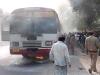 लखनऊ: यूपी परिवहन निगम की चलती बस बनी आग का गोला, शीशा तोड़कर यात्रियों को निकाला गया बाहर 