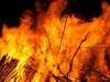 सोनभद्र: खलिहान में रखे धान के बोरों में लगी आग, साठ बीघे की उपज जलकर राख