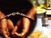 मऊ के सरायलखंसी क्षेत्र में 10 लाख की अवैध शराब बरामद, दो गिरफ्तार