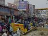 बरेली: अतिक्रमण बना पुल निर्माण में रोड़ा, पुलिस-नगर निगम टीम हटाएगी अवैध व्यापारियों की दुकानें