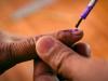 बिहार उपचुनाव: 105 वर्षीय मतदाता वोट डालने मतदान केंद्र पहुंचा 
