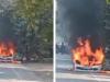 Kanpur Fire News : खड़ी कार बनी आग का गोला, धुएं की लपटें उठती देख राहगीरों में मची अफरा-तफरी