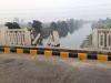 फर्रुखाबाद: काली नदी पुल क्षतिग्रस्त, भारी वाहनों का आवागमन रोका