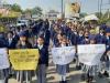 Unnao : डीएम मैडम जाम न लगता तो बच जाती राजेश अंकल की जान, स्कूली बच्चों ने निकाली रैली