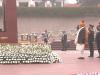प्रधानमंत्री मोदी ने गणतंत्र दिवस पर राष्ट्रीय समर स्मारक जा कर शहीदों को श्रद्धांजलि की अर्पित 