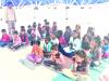 टनकपुरः खुले आसमान के नीचे पढ़ाई कर भविष्य का सपना बुन रहे नौनिहाल 