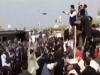 इस्लामाबाद पुलिस का आरोप, पार्टी कार्यकताओं ने पुलिस कर्मियों पर किया पथराव 