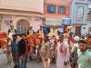 रामनगर: घोड़ी सवार पांच दूल्हे पहुंचे अपनी दुल्हनों को लेने...नगरवासियों ने बिठाया पलकों पर