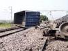 दरभंगा : रेल पटरी मेंटेनेंस में लगी मालगाड़ी दुर्घटनाग्रस्त
