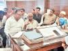 Kashipur News : 17 सूत्रीय मांगों को लेकर नगर आयुक्त कार्यालय में काटा हंगामा