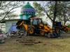 Ramnagar News : 120 साल पुरानी मजार को प्रशासन ने किया ध्वस्त, ग्रामीणों ने काटा हंगामा, पुलिसबल रहा तैनात